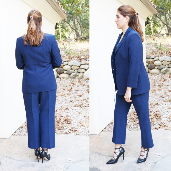 Vintage Louis Feraud suit - Picture 2 of 5